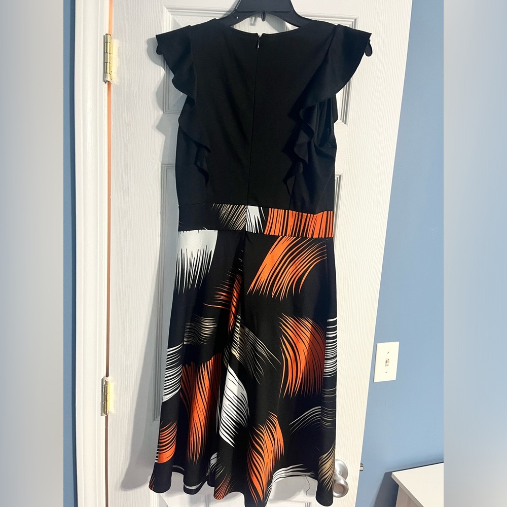 Short sleeve dress